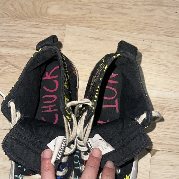 Not a Chuck hightop converse size 7 - Picture 3 of 5